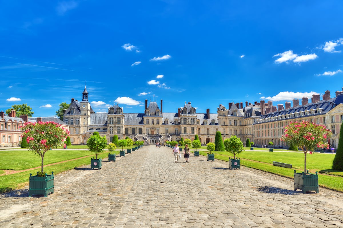 Fontainebleau Day Tour